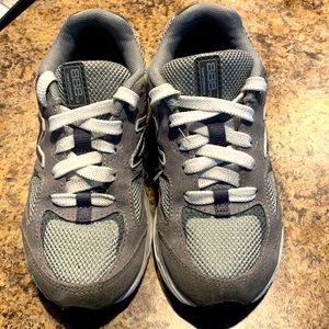 Gray New Balance 888v2